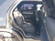 ✅ 2017 Ford Explorer XLT • VIN: 1FM5K8DH4HGC32632 • Lot: 41601020. Wystawiony na IAAI z przebiegiem 106 046 mil. Bezpłatny archiwum sprzedaży aukcyjnych z USA i szczegółowy raport historii pojazdu na DreamBid. Zdjęcie 8.