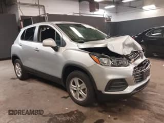 ✅ 2022 Chevrolet Trax LS • VIN: KL7CJNSMXNB555960 • Lot: 42563564. Listed on IAAI with 28,553 mi. Free auction sales archive from the USA and detailed vehicle history report at DreamBid. Image 1.