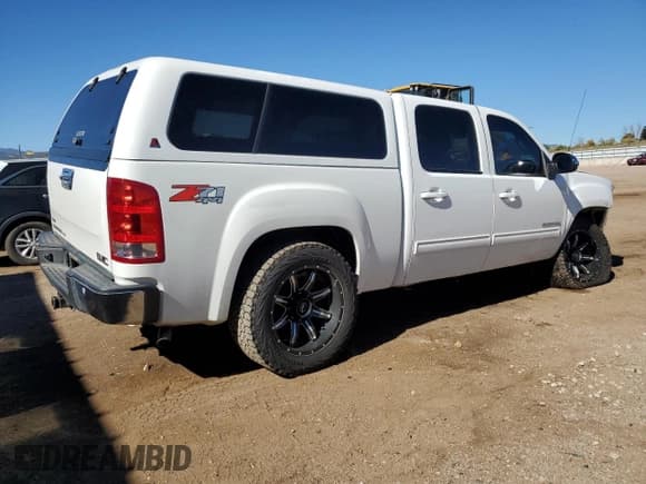 ✅ 2012 GMC Sierra 1500 SLT • VIN: 3GTP2WE76CG138496 • Lot: 87218885. Listed on Copart with 175,178 mi. Free auction sales archive from the USA and detailed vehicle history report at DreamBid. Image 3.