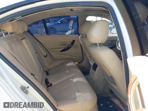 ✅ 2015 BMW 3 Series 328i • VIN: WBA3A5C56FF607859 • Lot: 43412756. Listed on IAAI with 177,983 mi. Free auction sales archive from the USA and detailed vehicle history report at DreamBid. Image 8.