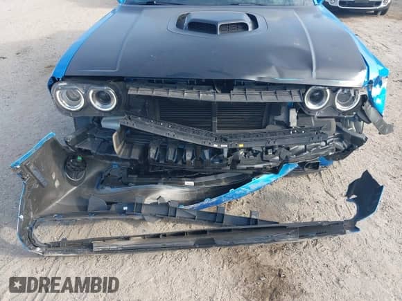 2015 Dodge Challenger R/T Plus z VIN 2C3CDZBT9FH804335, wystawiony jako IAAI lot #43386188 z przebiegiem 42 915 mil mil oraz . Historia ofert i sprzedaży dostępna na DreamBid. Obrazek 6.