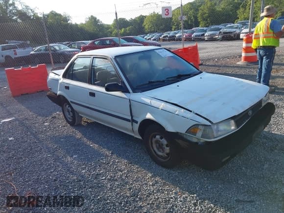✅ 1991 Toyota Corolla • VIN: JT2AE94A6M3472035 • Lot: 42631743. Listed on IAAI with 181,887 mi. Free auction sales archive from the USA and detailed vehicle history report at DreamBid. Image 1.