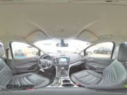 ✅ 2016 Ford C-Max SEL • VIN: 1FADP5CU5GL112767 • Lot: 92069855. Wystawiony na Copart z przebiegiem 120 885 mil. Bezpłatny archiwum sprzedaży aukcyjnych z USA i szczegółowy raport historii pojazdu na DreamBid. Zdjęcie 14.