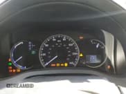 ✅ 2015 Lexus CT 200h • VIN: JTHKD5BH1F2231577 • Lot: 91095935. Wystawiony na Copart z przebiegiem 140 656 mil. Bezpłatny archiwum sprzedaży aukcyjnych z USA i szczegółowy raport historii pojazdu na DreamBid. Zdjęcie 9.