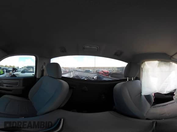 2016 Ram 1500 Express z VIN 3C6JR6AG4GG278048, wystawiony jako IAAI lot #43393792 z przebiegiem Nie podano mil oraz . Historia ofert i sprzedaży dostępna na DreamBid. Obrazek 18.