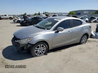 ✅ 2016 Scion iA • VIN: 3MYDLBZV5GY136208 • Лот: 60750225. Опубликован ранее на Copart с пробегом 84 915 миль. Бесплатный доступ к архиву аукционных продаж из США и подробный отчёт об истории автомобиля на DreamBid. Изображение 1.