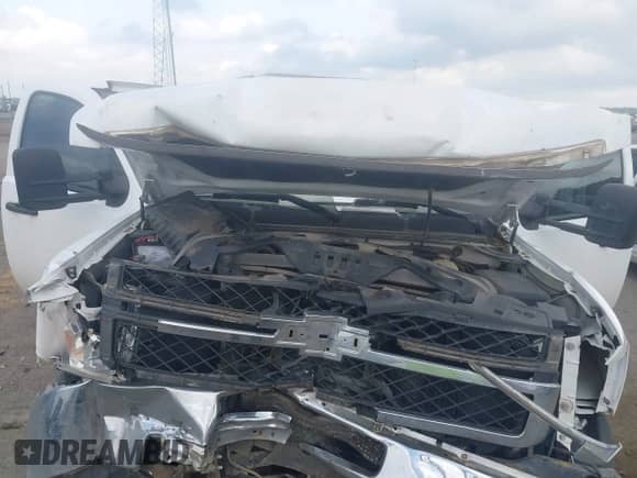 ✅ 2013 Chevrolet Silverado 2500HD Work Truck • VIN: 1GC2KVCG2DZ379092 • Lot: 42124836. Wystawiony na IAAI z przebiegiem Nie podano. Bezpłatny archiwum sprzedaży aukcyjnych z USA i szczegółowy raport historii pojazdu na DreamBid. Zdjęcie 10.