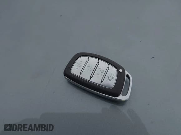 ✅ 2018 Hyundai Tucson Sport • VIN: KM8J33AL8JU827790 • Lot: 42873001. Listed on IAAI with 82,125 mi. Free auction sales archive from the USA and detailed vehicle history report at DreamBid. Image 11.