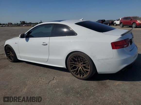 ✅ 2015 Audi S5 Premium Plus • VIN: WAUCGAFR0FA024450 • Lot: 59944915. Listed on Copart with 99,773 mi. Free auction sales archive from the USA and detailed vehicle history report at DreamBid. Image 2.