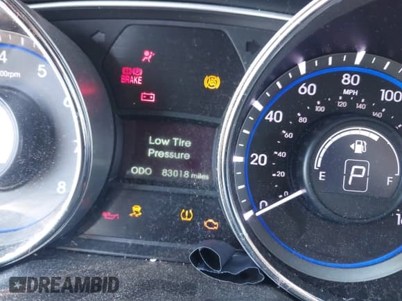 ✅ 2014 Hyundai Sonata GLS • VIN: 5NPEB4AC2EH926510 • Lot: 43521608. Wystawiony na IAAI z przebiegiem 83 018 mil. Bezpłatny archiwum sprzedaży aukcyjnych z USA i szczegółowy raport historii pojazdu na DreamBid. Zdjęcie 16.