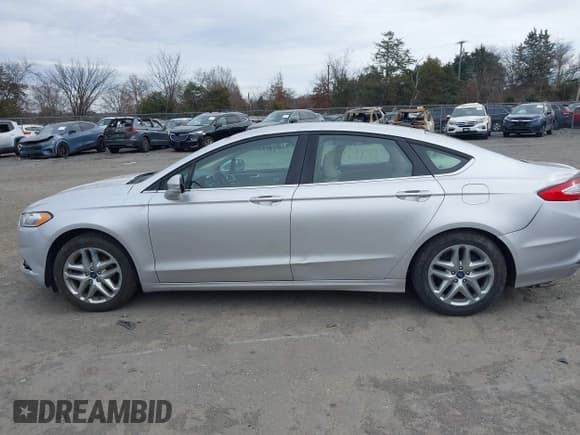 ✅ 2016 Ford Fusion SE • VIN: 3FA6P0H79GR177119 • Lot: 43719191. Wystawiony na IAAI z przebiegiem 106 972 mil. Bezpłatny archiwum sprzedaży aukcyjnych z USA i szczegółowy raport historii pojazdu na DreamBid. Zdjęcie 14.