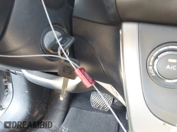 ✅ 2014 Nissan Sentra S • VIN: 1N4AB7AP0EN854893 • Lot: 42522429. Listed on IAAI with 168,595 mi. Free auction sales archive from the USA and detailed vehicle history report at DreamBid. Image 11.