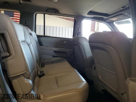 ✅ 2014 Honda Pilot EX-L • VIN: 5FNYF4H55EB052855 • Lot: 92125045. Listed on Copart with 150,953 mi. Free auction sales archive from the USA and detailed vehicle history report at DreamBid. Image 11.