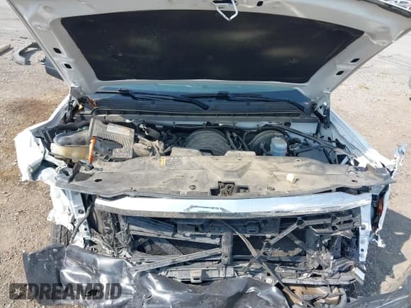 ✅ 2018 Chevrolet Silverado 1500 Work Truck • VIN: 1GCNCNEH8JZ371123 • Lot: 43257336. Wystawiony na IAAI z przebiegiem 79 467 mil. Bezpłatny archiwum sprzedaży aukcyjnych z USA i szczegółowy raport historii pojazdu na DreamBid. Zdjęcie 10.