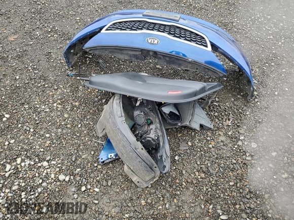 ✅ 2018 Kia Forte LX • VIN: 3KPFL4A74JE175171 • Лот: 94295985. Опубликован ранее на Copart с пробегом 75 587 миль. Бесплатный доступ к архиву аукционных продаж из США и подробный отчёт об истории автомобиля на DreamBid. Изображение 12.