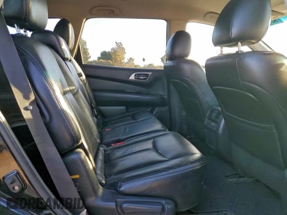 ✅ 2014 Nissan Pathfinder SL • VIN: 5N1AR2MNXEC678896 • Lot: 93788585. Wystawiony na Copart z przebiegiem 207 606 mil. Bezpłatny archiwum sprzedaży aukcyjnych z USA i szczegółowy raport historii pojazdu na DreamBid. Zdjęcie 11.