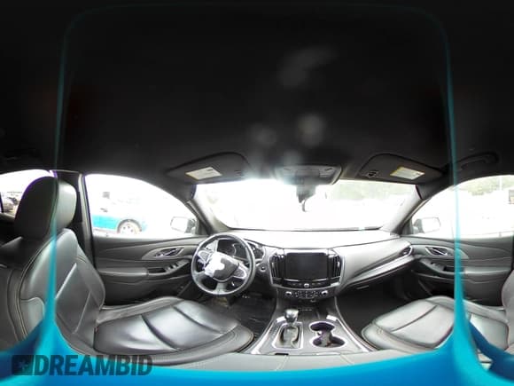 ✅ 2022 Chevrolet Traverse LT • VIN: 1GNEVHKW2NJ134038 • Lot: 42602687. Wystawiony na IAAI z przebiegiem 84 750 mil. Bezpłatny archiwum sprzedaży aukcyjnych z USA i szczegółowy raport historii pojazdu na DreamBid. Zdjęcie 18.