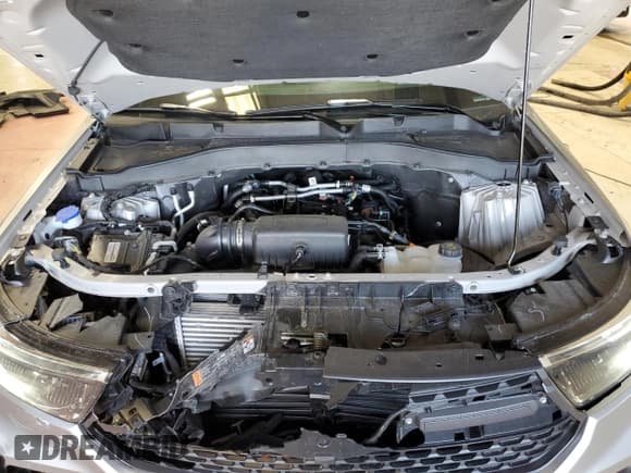 ✅ 2024 Ford Explorer Timberline • VIN: 1FMSK8JH8RGA42163 • Lot: 51001805. Wystawiony na Copart z przebiegiem 7 552 mil. Bezpłatny archiwum sprzedaży aukcyjnych z USA i szczegółowy raport historii pojazdu na DreamBid. Zdjęcie 12.