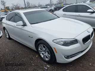 ✅ 2013 BMW 5 Series 528i xDrive • VIN: WBAXH5C50DDW12836 • Лот: 43727872. Опубликован ранее на IAAI с пробегом 153 511 миль. Бесплатный доступ к архиву аукционных продаж из США и подробный отчёт об истории автомобиля на DreamBid. Изображение 1.