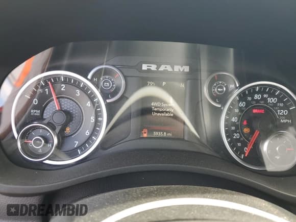 ✅ 2023 Ram 2500 Tradesman • VIN: 3C6MR5AJ4PG500946 • Lot: 66261375. Wystawiony na Copart z przebiegiem 5 935 mil. Bezpłatny archiwum sprzedaży aukcyjnych z USA i szczegółowy raport historii pojazdu na DreamBid. Zdjęcie 9.