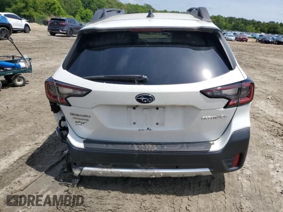 ✅ 2020 Subaru Outback Limited • VIN: 4S4BTALC7L3150469 • Lot: 58651655. Listed on Copart with 28,015 mi. Free auction sales archive from the USA and detailed vehicle history report at DreamBid. Image 6.
