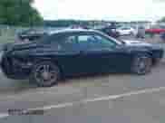 2019 Dodge Challenger SXT с VIN 2C3CDZGG9KH690438, выставлен на аукционе IAAI как лот 42722262 с пробегом 63 244 миль миль и . История ставок и продаж доступна на DreamBid. Изображение 6.