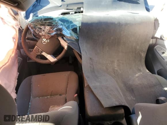 ✅ 2015 Toyota Tacoma PreRunner • VIN: 3TMJU4GN5FM188862 • Lot: 84799225. Listed on Copart with 144,226 mi. Free auction sales archive from the USA and detailed vehicle history report at DreamBid. Image 8.