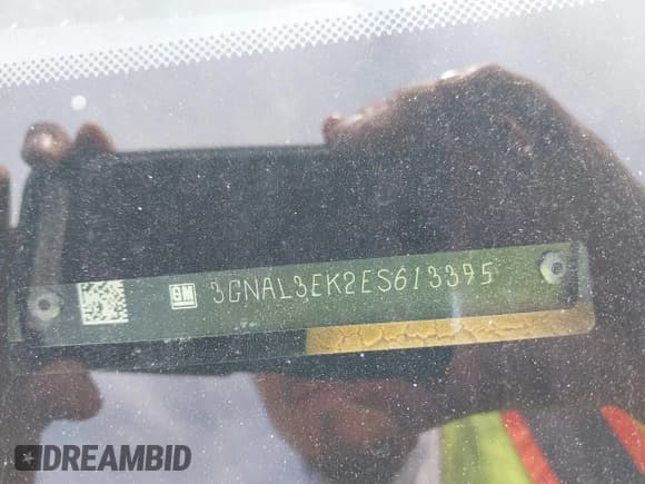 ✅ 2014 Chevrolet Captiva Sport LT • VIN: 3GNAL3EK2ES613395 • Lot: 42374449. Wystawiony na IAAI z przebiegiem 155 509 mil. Bezpłatny archiwum sprzedaży aukcyjnych z USA i szczegółowy raport historii pojazdu na DreamBid. Zdjęcie 9.