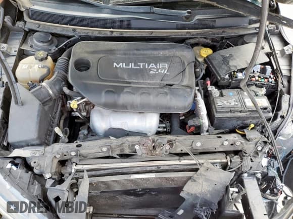 ✅ 2016 Chrysler 200 Limited • VIN: 1C3CCCAB3GN171610 • Лот: 90132065. Опубликован ранее на Copart с пробегом 135 126 миль. Бесплатный доступ к архиву аукционных продаж из США и подробный отчёт об истории автомобиля на DreamBid. Изображение 11.