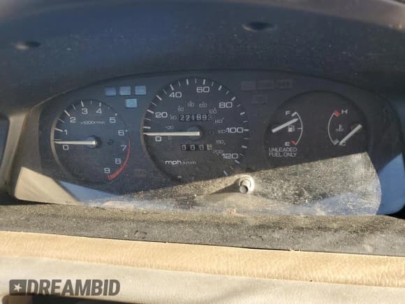 ✅ 1994 Honda Civic • VIN: JHMEG8561RS002000 • Lot: 93476675. Wystawiony na Copart z przebiegiem 221 893 mil. Bezpłatny archiwum sprzedaży aukcyjnych z USA i szczegółowy raport historii pojazdu na DreamBid. Zdjęcie 9.