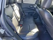 ✅ 2018 Jeep Compass Limited • VIN: 3C4NJDCB9JT212097 • Lot: 94518205. Wystawiony na Copart z przebiegiem 71 601 mil. Bezpłatny archiwum sprzedaży aukcyjnych z USA i szczegółowy raport historii pojazdu na DreamBid. Zdjęcie 11.