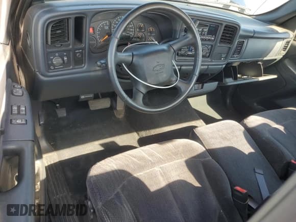 ✅ 1999 Chevrolet Silverado 1500 LS • VIN: 1GCEC14W4XZ205909 • Лот: 86816495. Опубликован ранее на Copart с пробегом 57 158 миль. Бесплатный доступ к архиву аукционных продаж из США и подробный отчёт об истории автомобиля на DreamBid. Изображение 8.