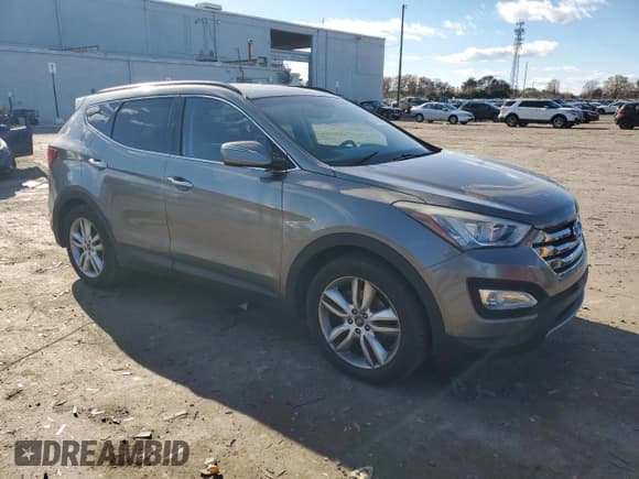 ✅ 2013 Hyundai Santa Fe Sport • VIN: 5XYZU3LA5DG037269 • Lot: 92419905. Listed on Copart with 86,374 mi. Free auction sales archive from the USA and detailed vehicle history report at DreamBid. Image 4.