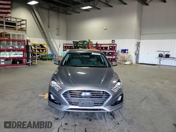 ✅ 2018 Hyundai Sonata SE • VIN: 5NPE24AF8JH611747 • Lot: 63620175. Listed on Copart with 98,028 mi. Free auction sales archive from the USA and detailed vehicle history report at DreamBid. Image 13.