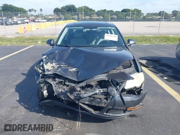 ✅ 2009 Volkswagen Passat Komfort • VIN: WVWJK73C69P055392 • Lot: 43680340. Listed on IAAI with 95,599 mi. Free auction sales archive from the USA and detailed vehicle history report at DreamBid. Image 12.