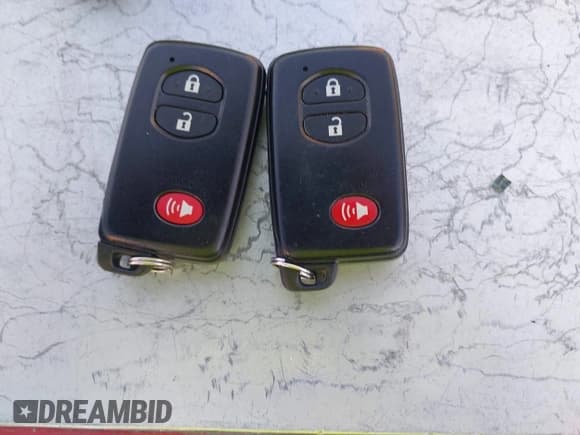 ✅ 2015 Toyota Prius Two • VIN: JTDKN3DU9F1992327 • Lot: 43778331. Wystawiony na IAAI z przebiegiem 218 119 mil. Bezpłatny archiwum sprzedaży aukcyjnych z USA i szczegółowy raport historii pojazdu na DreamBid. Zdjęcie 11.