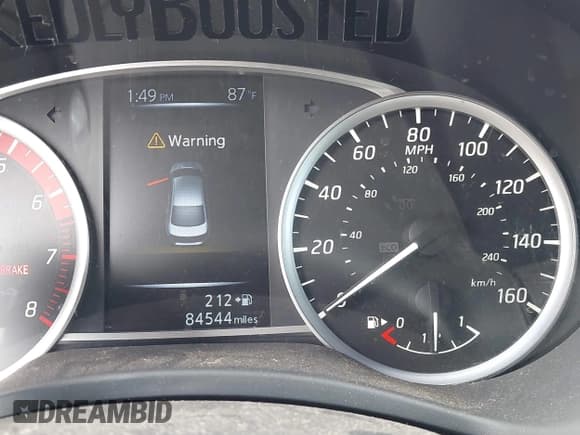 ✅ 2018 Nissan Sentra SR Turbo • VIN: 3N1CB7AP6JY251532 • Lot: 43326798. Wystawiony na IAAI z przebiegiem 84 544 mil. Bezpłatny archiwum sprzedaży aukcyjnych z USA i szczegółowy raport historii pojazdu na DreamBid. Zdjęcie 7.