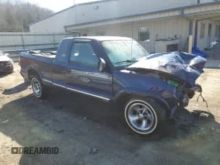 ✅ 2001 Chevrolet S-10 • VIN: 1GCCS195118187327 • Лот: 48181175. Опубликован ранее на Copart с пробегом 49 367 миль. Бесплатный доступ к архиву аукционных продаж из США и подробный отчёт об истории автомобиля на DreamBid. Изображение 4.