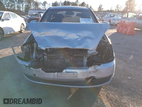 ✅ 2010 Hyundai Accent GS • VIN: KMHCM3AC8AU167840 • Lot: 43727100. Listed on IAAI with 133,477 mi. Free auction sales archive from the USA and detailed vehicle history report at DreamBid. Image 12.