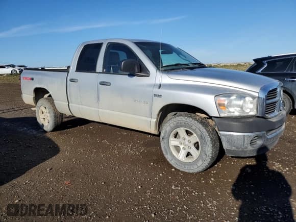 ✅ 2008 Dodge 1500 Laramie • VIN: 1D7HU18248J171235 • Лот: 77449444. Опубликован ранее на Copart с пробегом 253 188 миль. Бесплатный доступ к архиву аукционных продаж из США и подробный отчёт об истории автомобиля на DreamBid. Изображение 4.