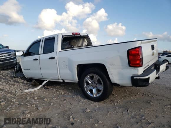 ✅ 2017 Chevrolet Silverado 1500 Custom • VIN: 1GCRCPEH2HZ213352 • Lot: 78940484. Wystawiony na Copart z przebiegiem Nie podano. Bezpłatny archiwum sprzedaży aukcyjnych z USA i szczegółowy raport historii pojazdu na DreamBid. Zdjęcie 2.