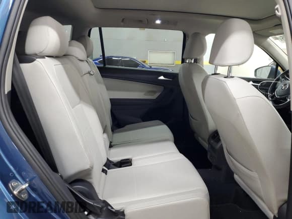✅ 2019 Volkswagen Tiguan SE • VIN: 3VV3B7AX8KM130640 • Lot: 91562155. Wystawiony na Copart z przebiegiem 49 097 mil. Bezpłatny archiwum sprzedaży aukcyjnych z USA i szczegółowy raport historii pojazdu na DreamBid. Zdjęcie 11.