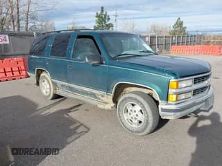 ✅ 1995 Chevrolet Tahoe • VIN: 1GNEK13K7SJ396709 • Lot: 41776923. Wystawiony na IAAI z przebiegiem 183 877 mil. Bezpłatny archiwum sprzedaży aukcyjnych z USA i szczegółowy raport historii pojazdu na DreamBid. Zdjęcie 1.
