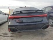 ✅ 2021 Audi RS 7 • VIN: WUAPCBF25MN907221 • Lot: 77997544. Wystawiony na Copart z przebiegiem 28 097 mil. Bezpłatny archiwum sprzedaży aukcyjnych z USA i szczegółowy raport historii pojazdu na DreamBid. Zdjęcie 6.