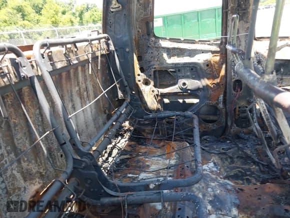 ✅ 2008 Toyota Tundra • VIN: 5TFRT54168X017841 • Лот: 42799913. Опубликован ранее на IAAI с пробегом Не указан. Бесплатный доступ к архиву аукционных продаж из США и подробный отчёт об истории автомобиля на DreamBid. Изображение 8.