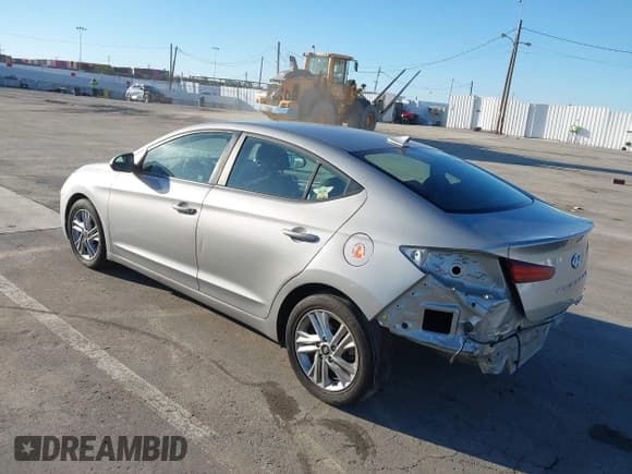 ✅ 2020 Hyundai Elantra SEL • VIN: 5NPD84LF6LH571548 • Лот: 43475668. Опубликован ранее на IAAI с пробегом 81 296 миль. Бесплатный доступ к архиву аукционных продаж из США и подробный отчёт об истории автомобиля на DreamBid. Изображение 3.