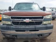 ✅ 2006 Chevrolet Silverado 2500HD LT3 • VIN: 1GCHK23D46F179396 • Лот: 42704575. Опубликован ранее на IAAI с пробегом 239 679 миль. Бесплатный доступ к архиву аукционных продаж из США и подробный отчёт об истории автомобиля на DreamBid. Изображение 11.