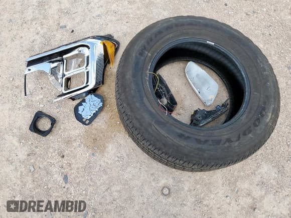 ✅ 2020 Ford Expedition XLT • VIN: 1FMJU1HT6LEA07986 • Lot: 64878145. Listed on Copart with 88,931 mi. Free auction sales archive from the USA and detailed vehicle history report at DreamBid. Image 13.