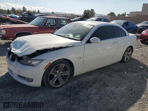 ✅ 2008 BMW 3 Series 335i • VIN: WBAWL73558PX56098 • Лот: 84058125. Опубликован ранее на Copart с пробегом 100 269 миль. Бесплатный доступ к архиву аукционных продаж из США и подробный отчёт об истории автомобиля на DreamBid. Изображение 1.