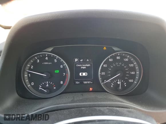 ✅ 2018 Hyundai Elantra SEL • VIN: 5NPD84LF1JH229986 • Lot: 87279095. Listed on Copart with 108,797 mi. Free auction sales archive from the USA and detailed vehicle history report at DreamBid. Image 9.